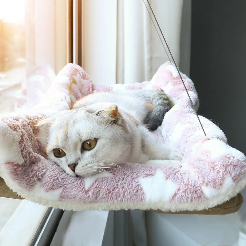 Hängendes Katzenbett mit Fenster